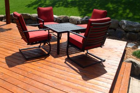 4 Benefits Of Regular Deck Staining Thumbnail